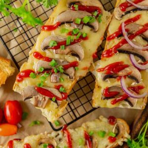 Philly Cheesesteak Flatbread